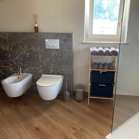 Ca' Celeste Sul Garda * 科斯特曼诺